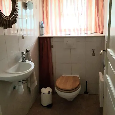 Independent In A Characterful Apartment Saint-Mars-d'Outille