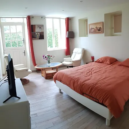 Apartment Independent In A Characterful *